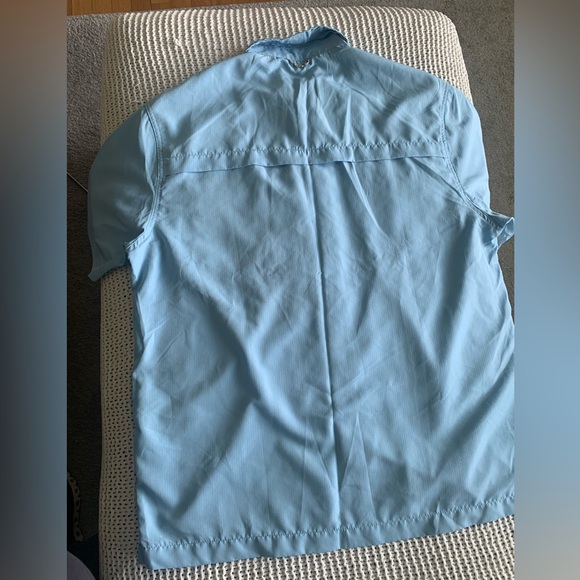 Local Boy Outfitters Fishing Shirt Size Medium - Picture 3 of 4